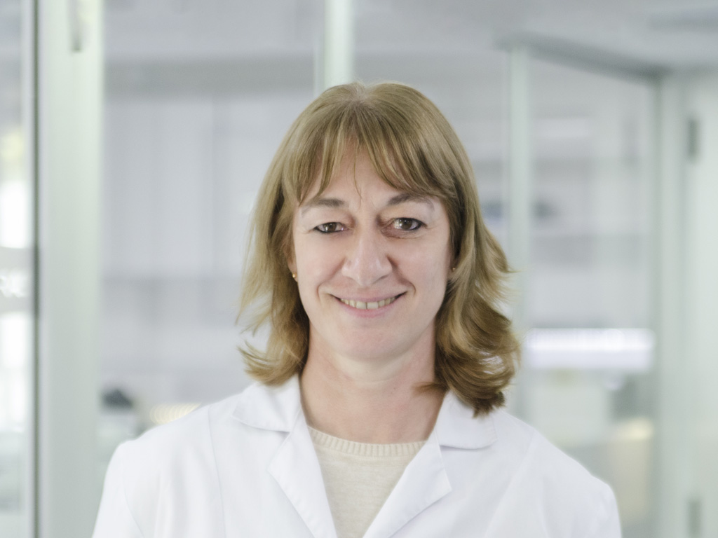 A cargo de la Bioq. Susana Rubiolo, quien es especialista en Hematología; título otorgado por la Universidad Católica de Córdoba.